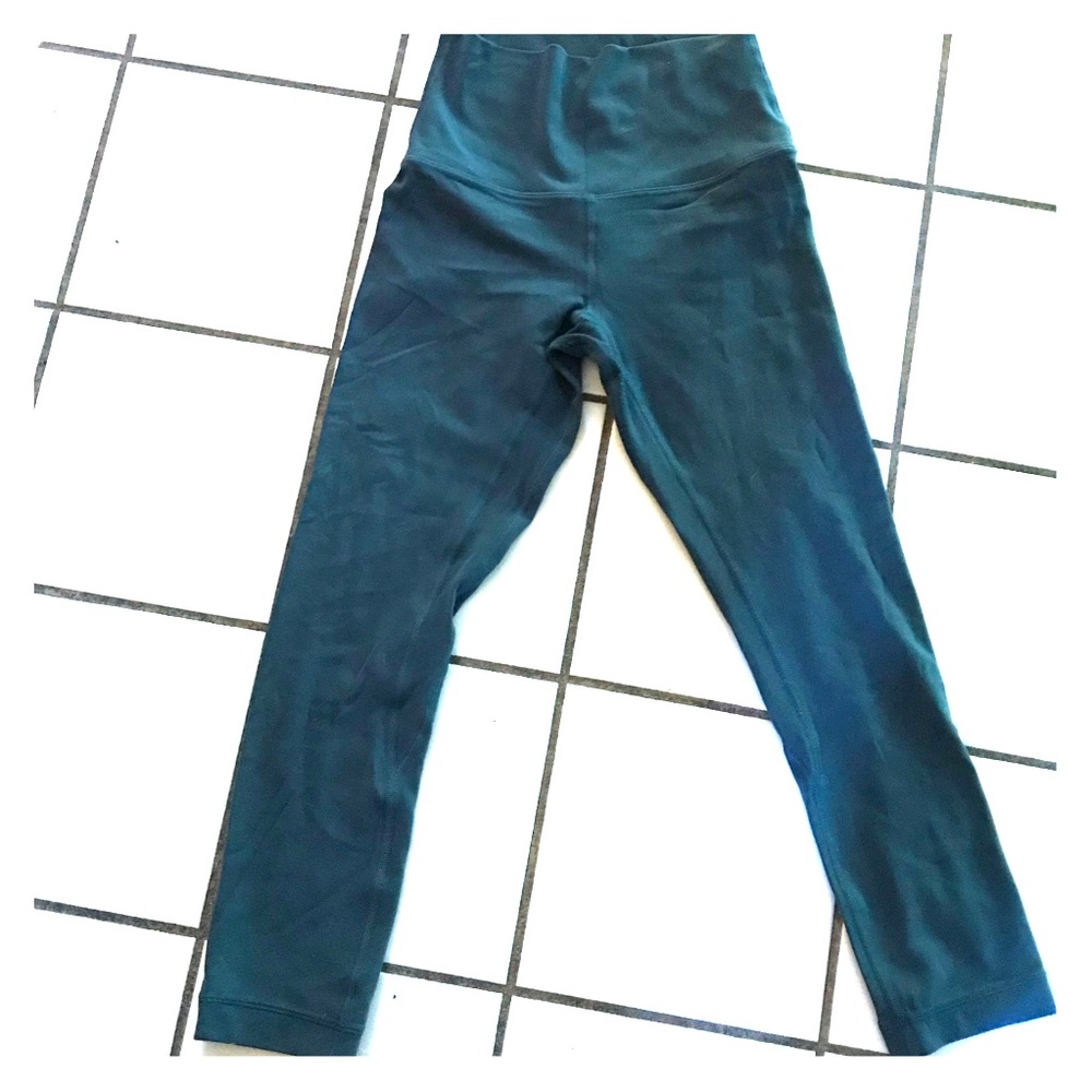 Lululemon Align Crops